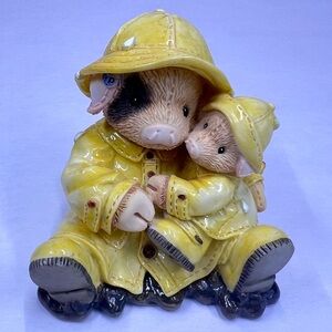 1995 - This Little Piggy - Enesco Corp - “Showering You With Hogs”